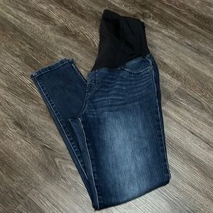 Maternity jeans